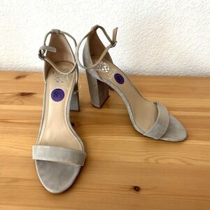NEW Vince Camuto Malissa Gray Suede Block Heels 8.5